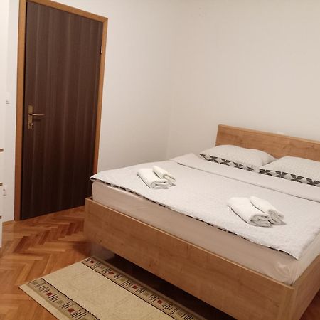 Apartmani Suzana Crikvenica Buitenkant foto