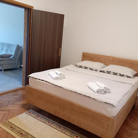 Apartmani Suzana Crikvenica Buitenkant foto