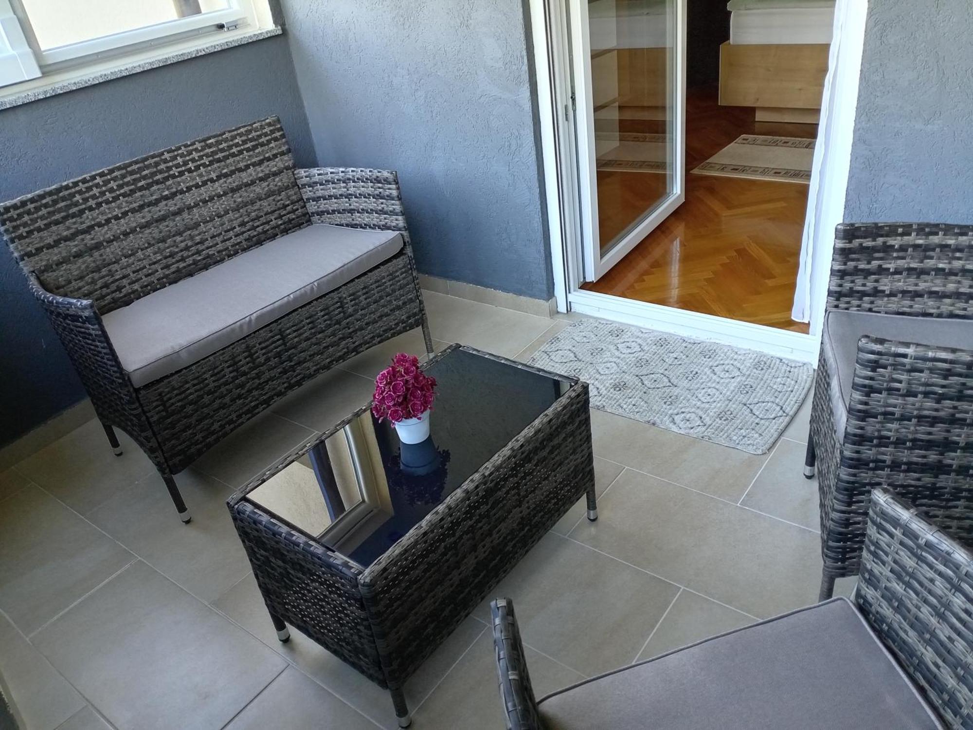 Apartmani Suzana Crikvenica Buitenkant foto