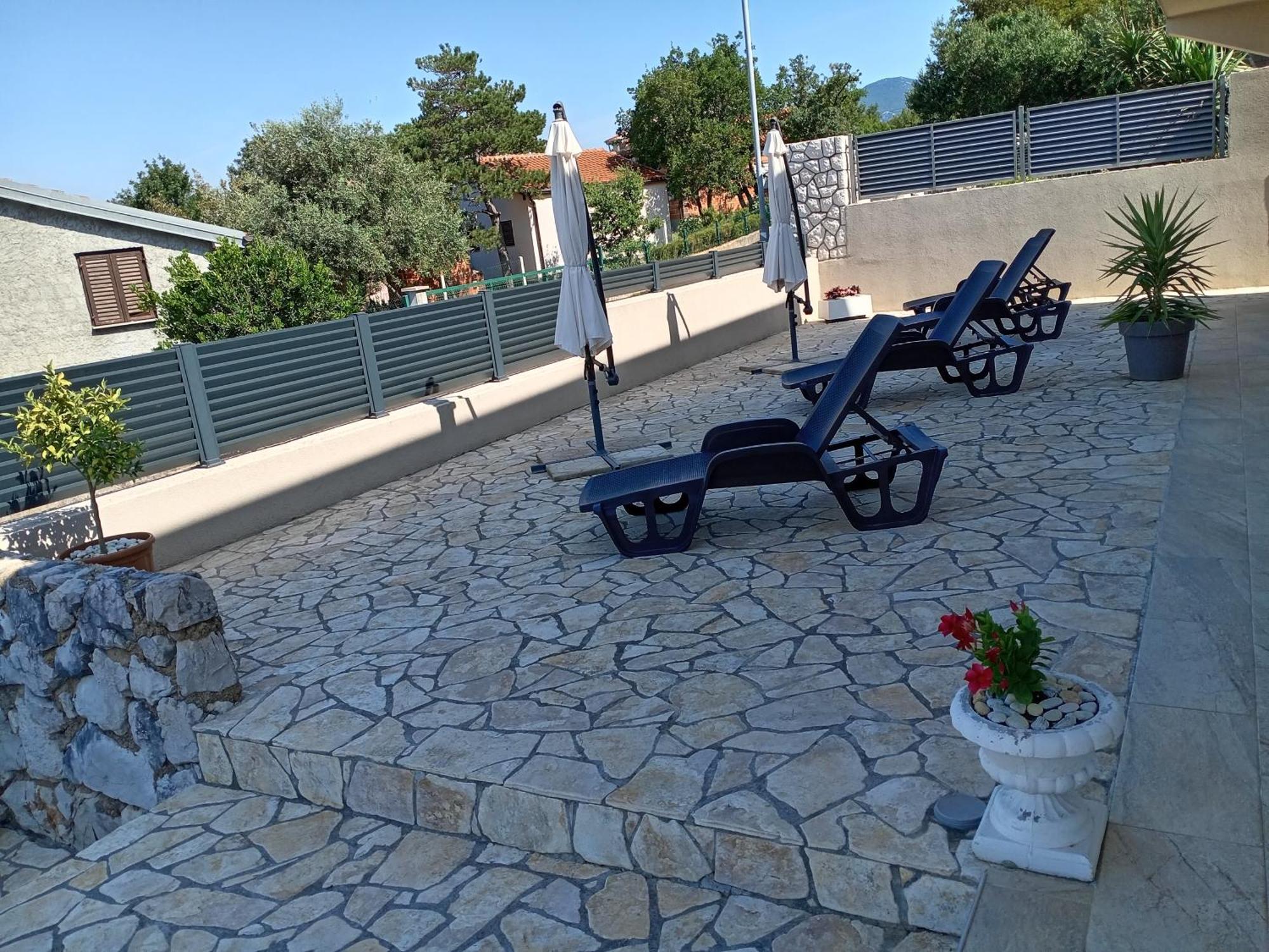 Apartmani Suzana Crikvenica Buitenkant foto